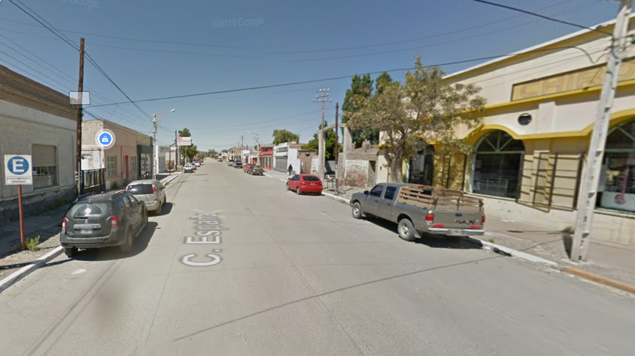 Ladrón robó 35 celulares de un local en Sarmiento, pero se arrepintió y los devolvió