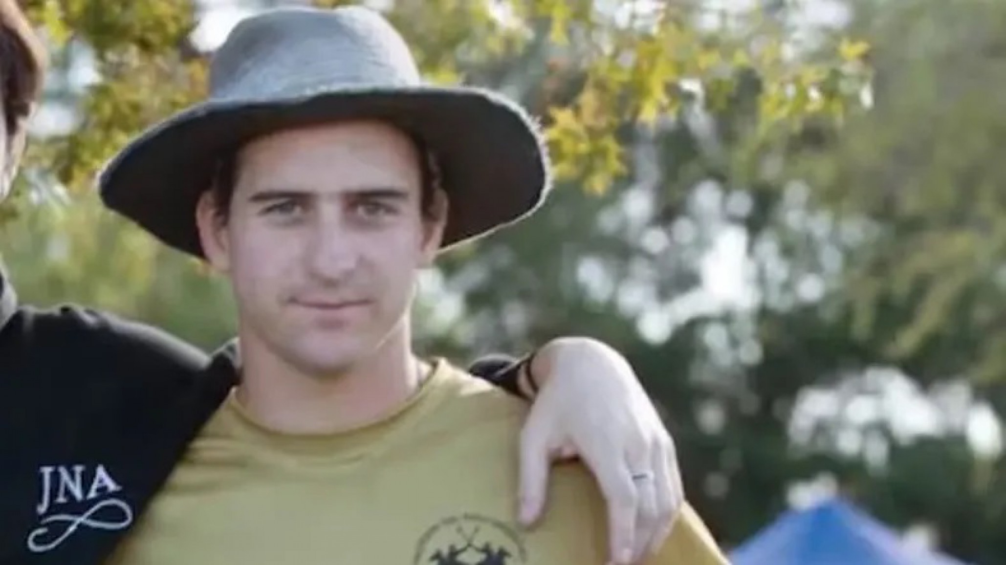 Quedó en libertad el polista que atropelló y huyó tras matar a un indigente