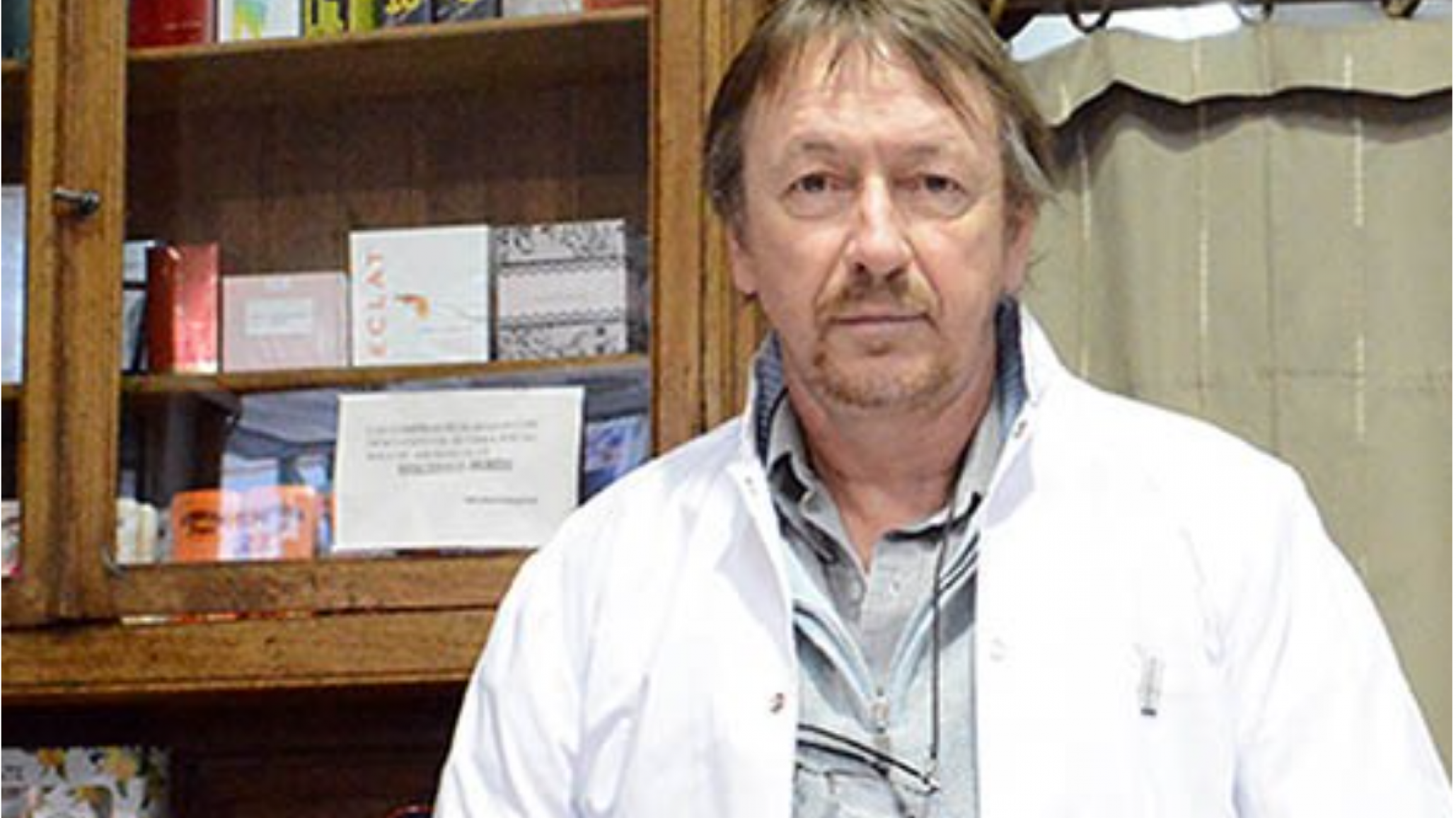 Eduardo Molina: "Hubo una caída del 20% en medicamentos de venta libre y del 5% con receta"