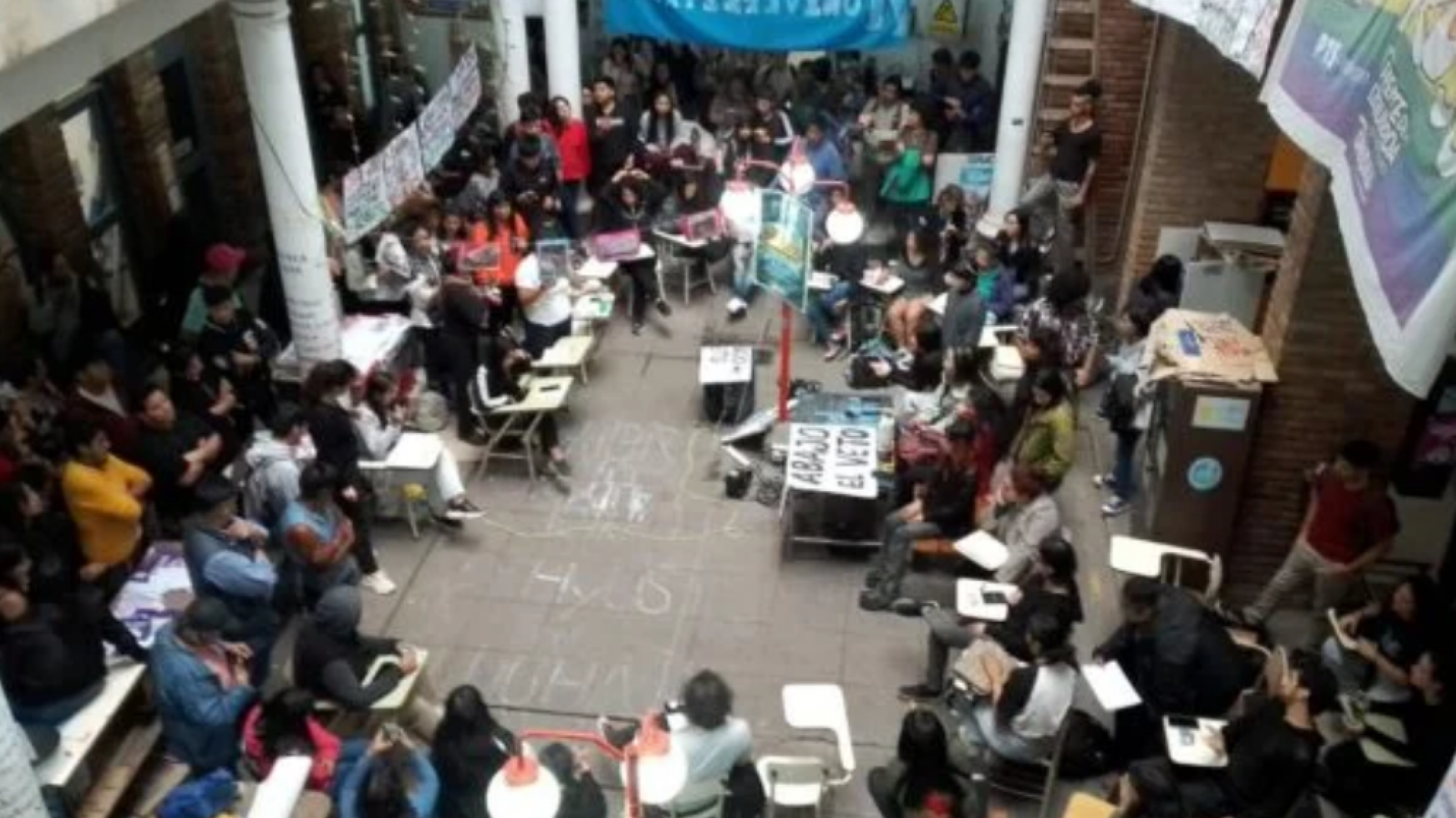 Ya son doce universidades tomadas en rechazo al veto de la Ley de Financiamiento Universitario