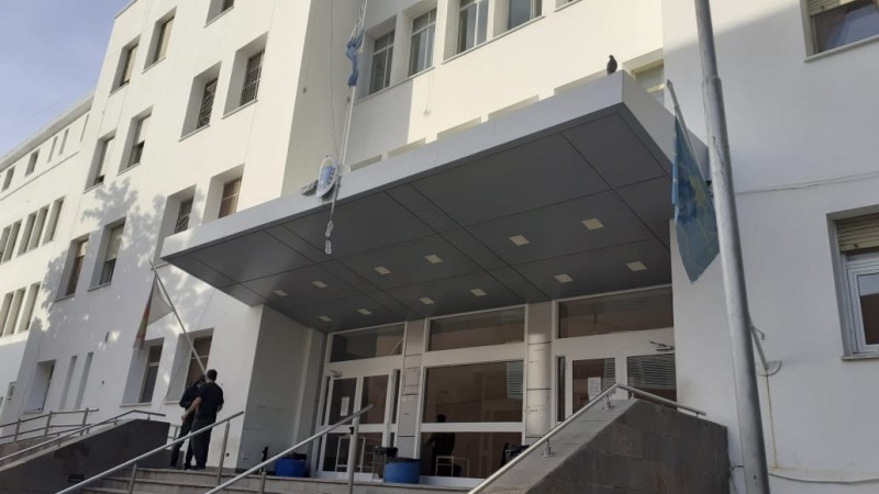 Comodoro: Incendio consumió una vivienda precaria y el dueño fue hospitalizado