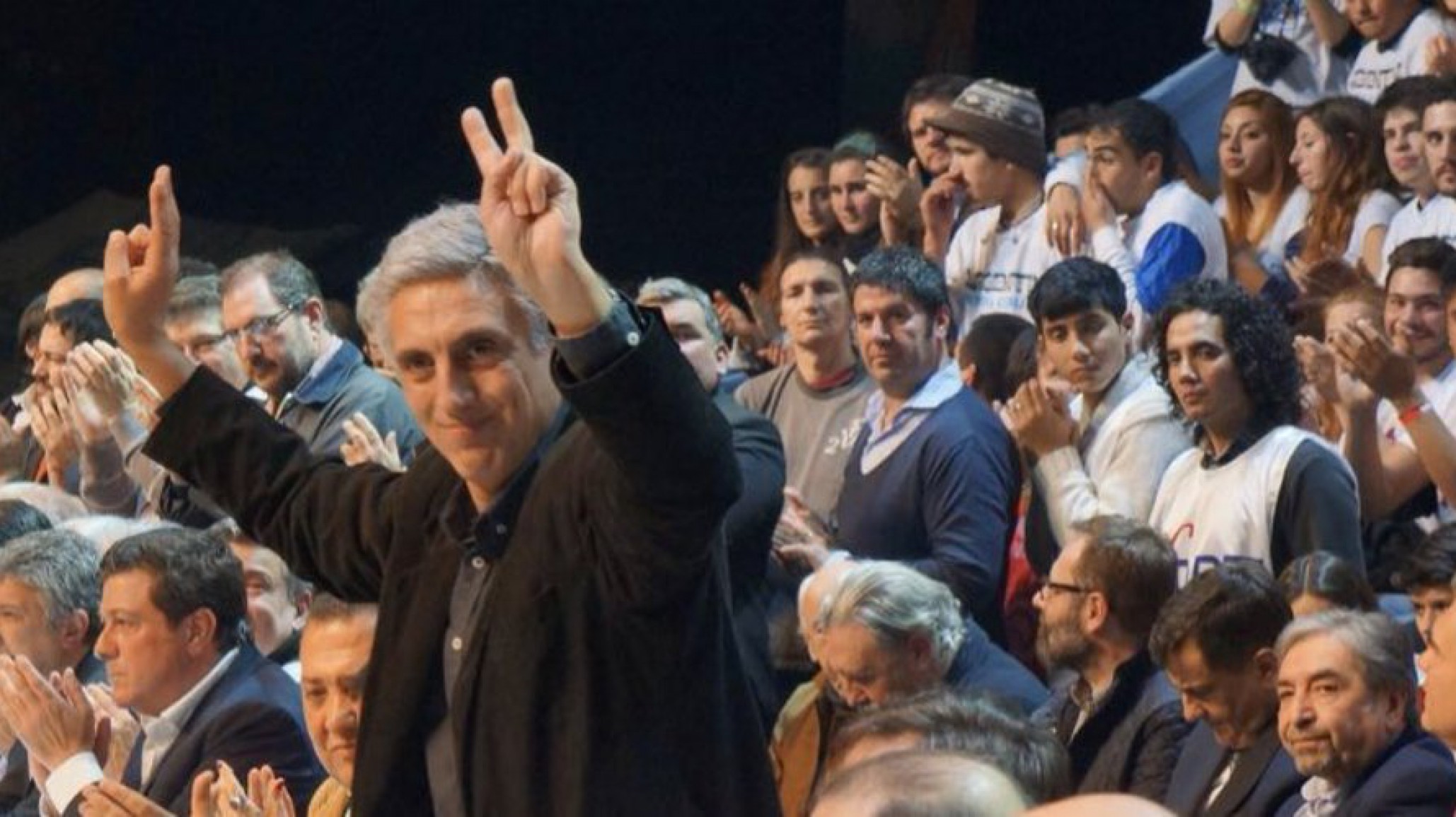 Carlos Raimundi: "Las declaraciones de Milei son inaceptables y peligrosas para la democracia"