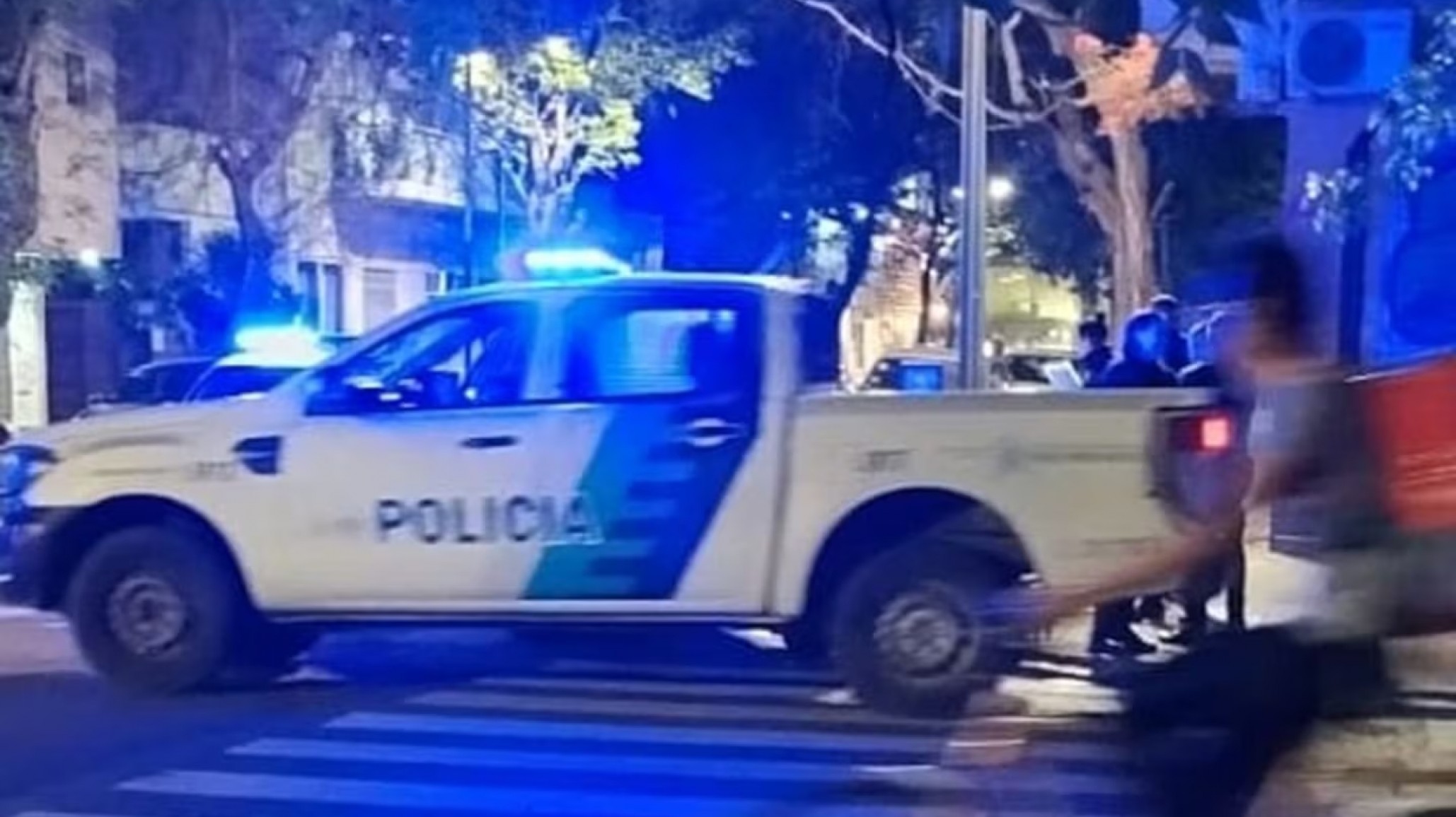 Un jubilado de 87 años fue hallado muerto y atado en su casa