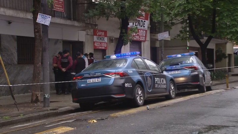 Tensión y disparos en la salida de una escuela en Villa Urquiza