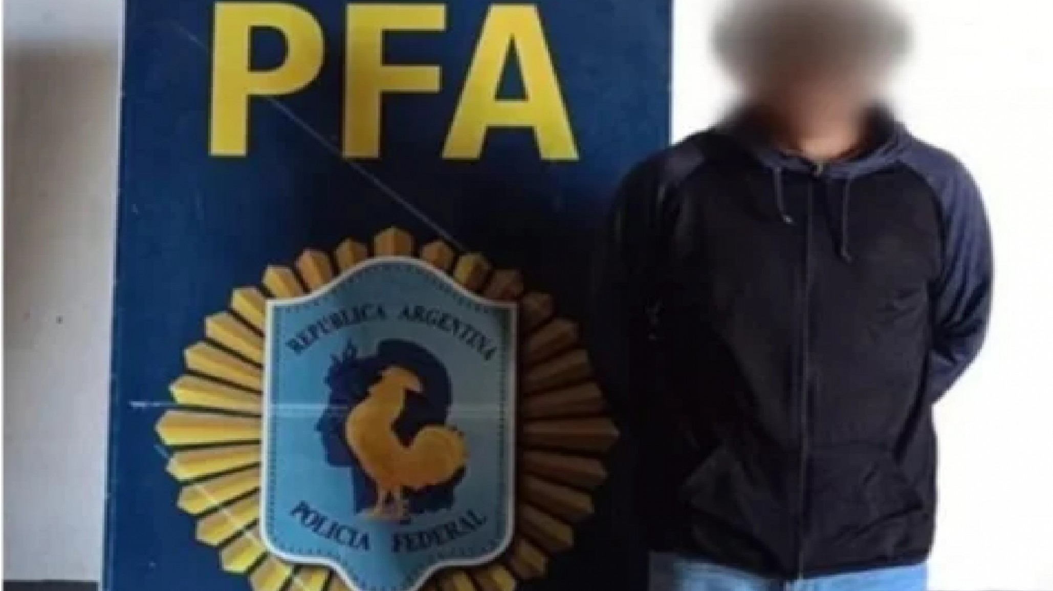 Lo buscaban desde el 2021 por abusar de una menor y lo encontraron en un colectivo