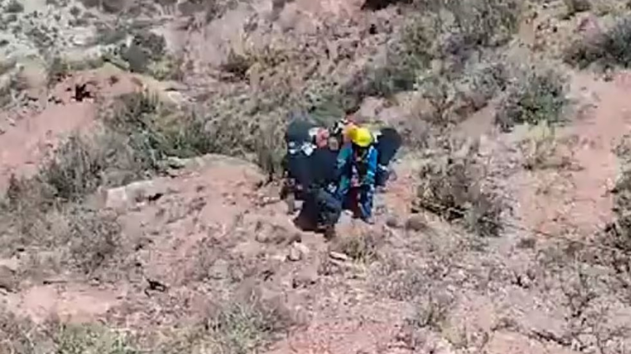 Una senderista sufrió un accidente haciendo trekking y cayó 70 metros