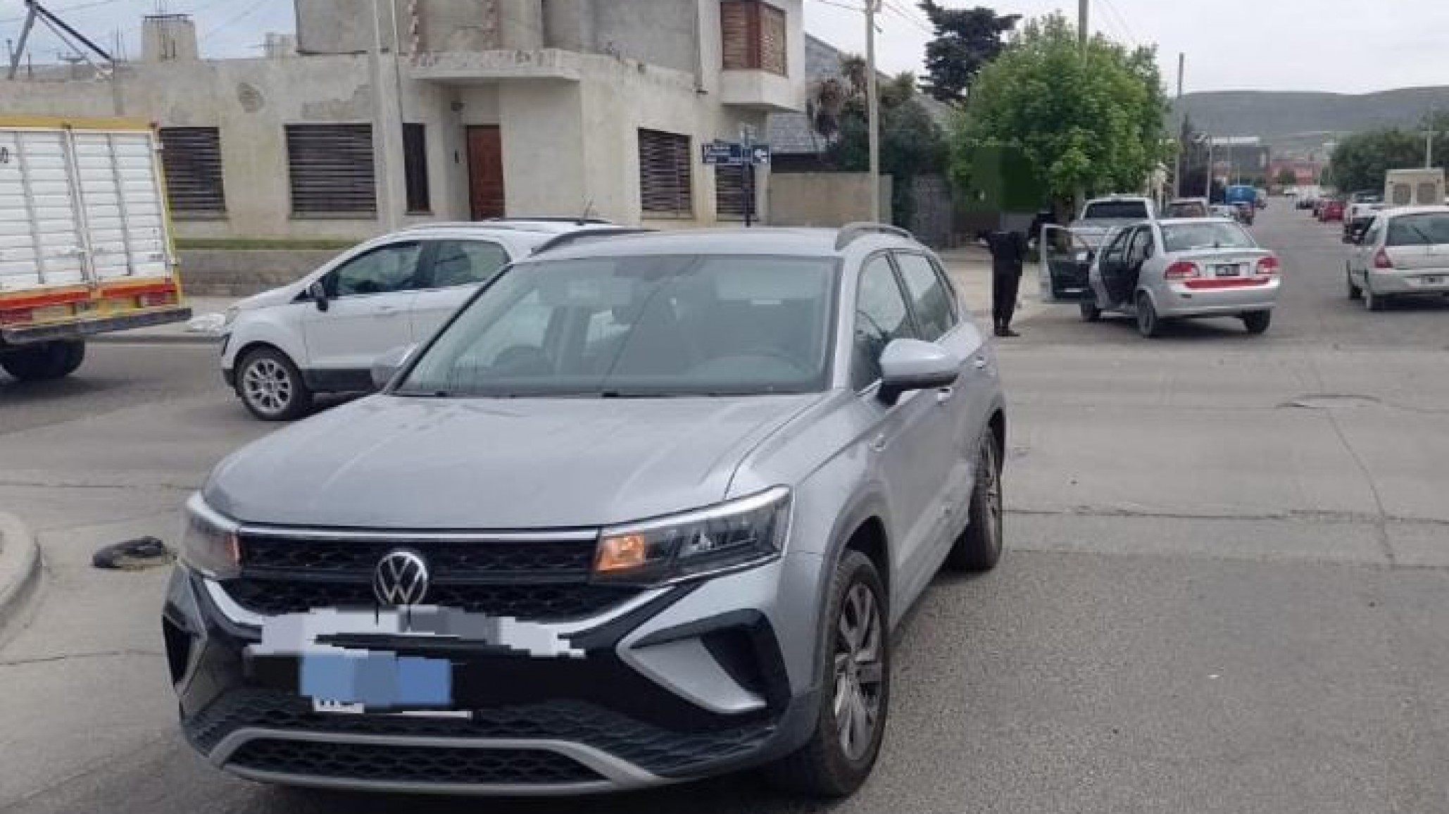 Choque en el barrio Juan XXIII: una mujer lesionada