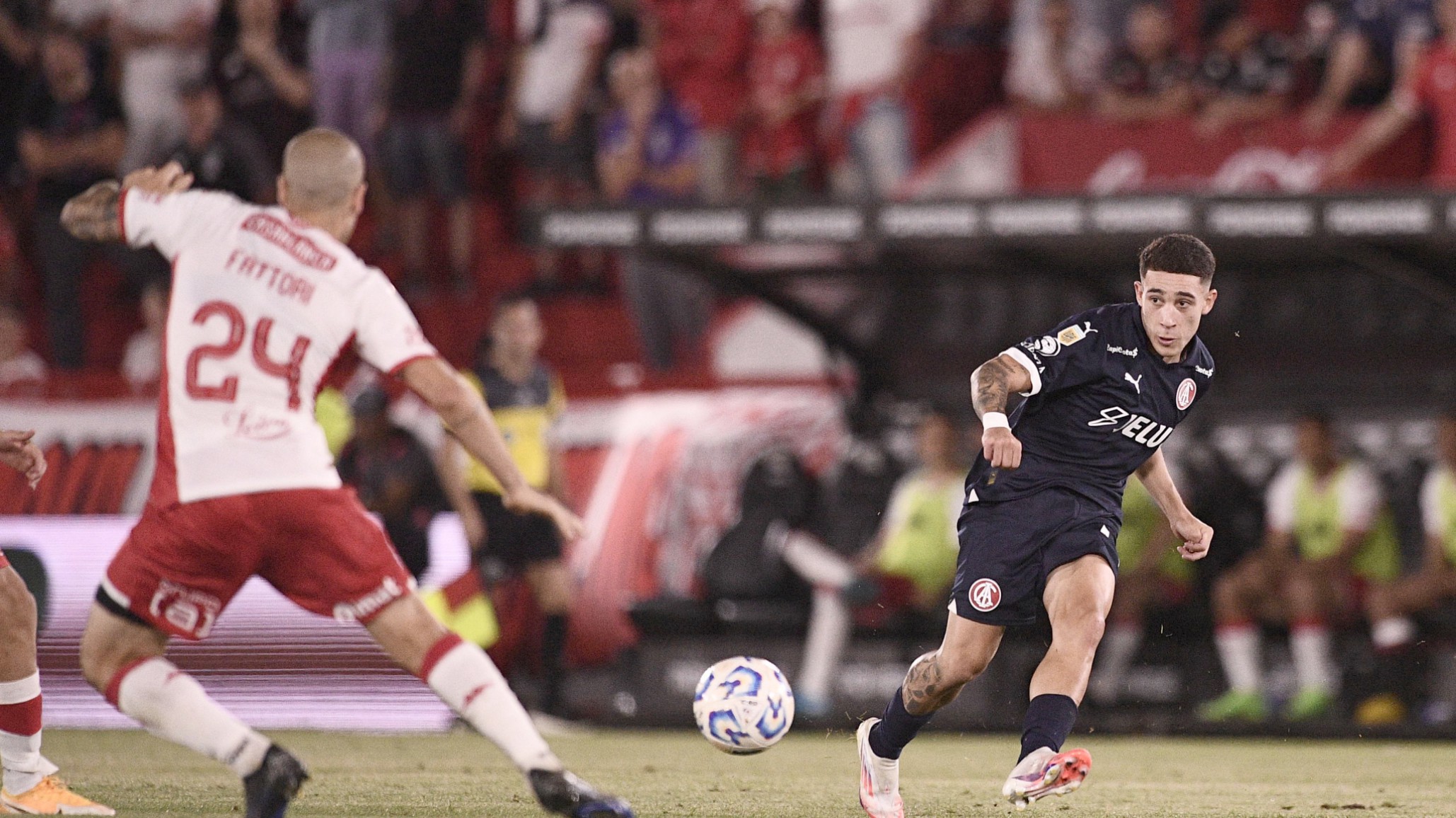 Huracán no perdonó a Independiente y le ganó 1 a 0