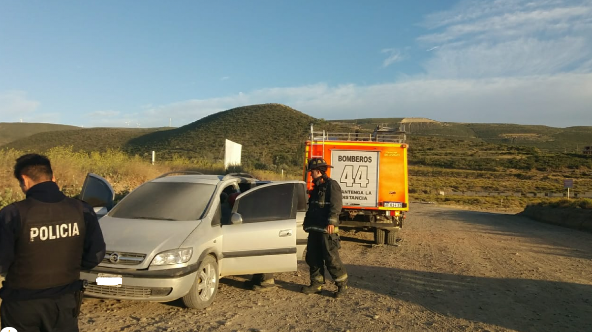 Investigan el incendio de un automóvil ¿fue un intencional o un desperfecto mecánico?