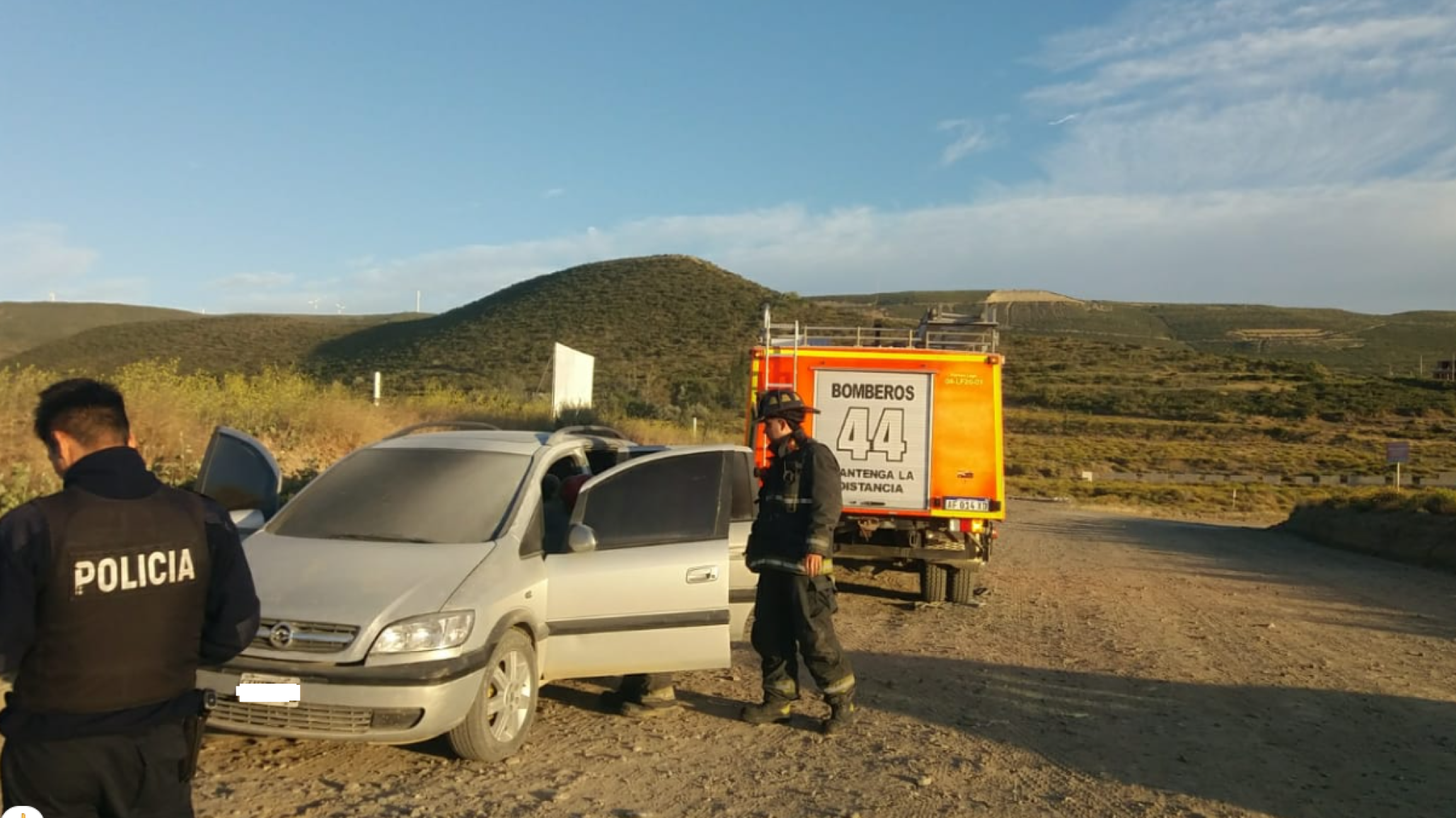 Investigan el incendio de un automóvil ¿fue un intencional o un desperfecto mecánico?