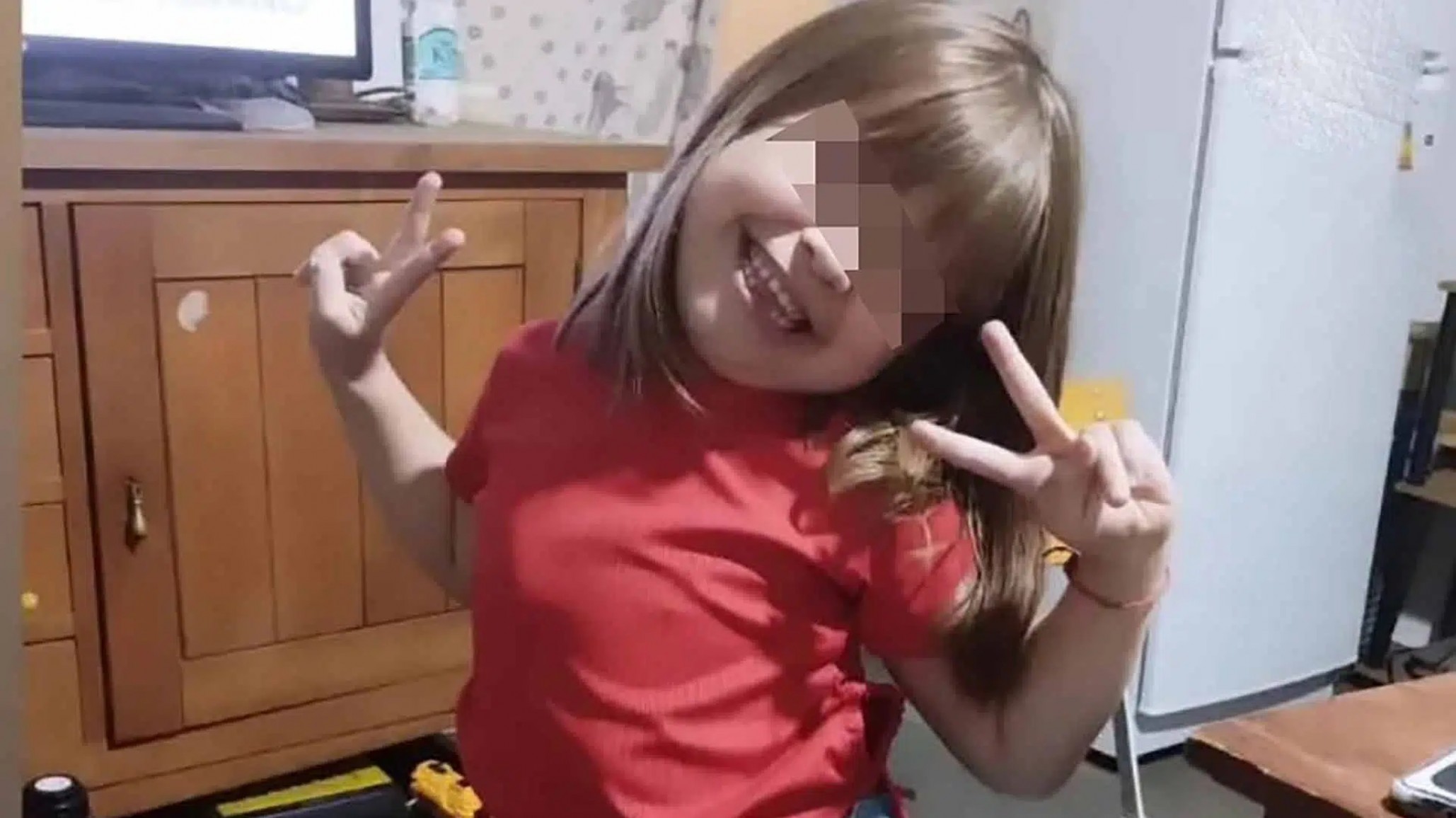 Una niña vuelve al lado de su padre tras seis meses de ausencia forzada