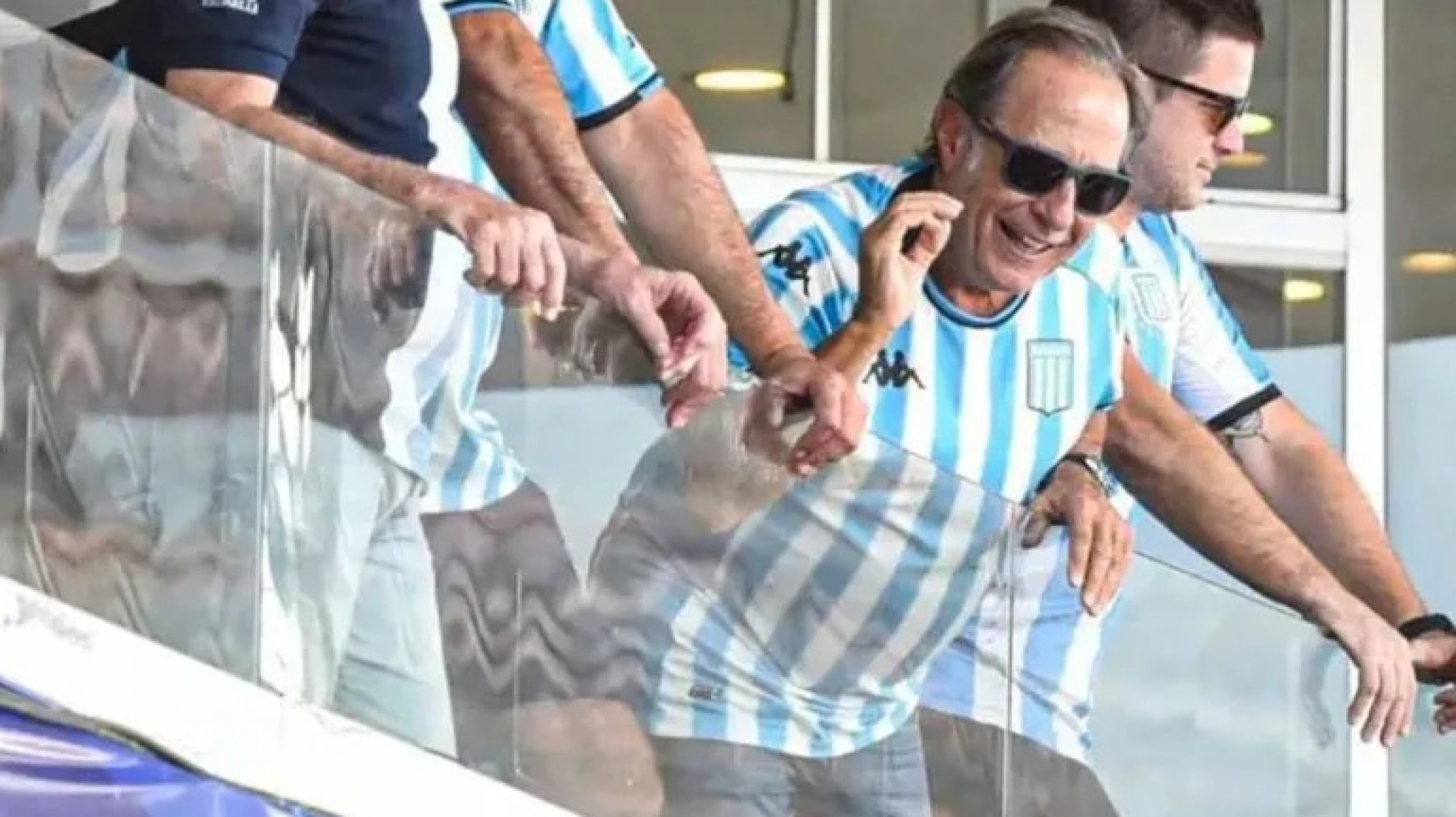 Guillermo Francella celebró el título de Racing: "Hermosa mañana, ¿verdad?"