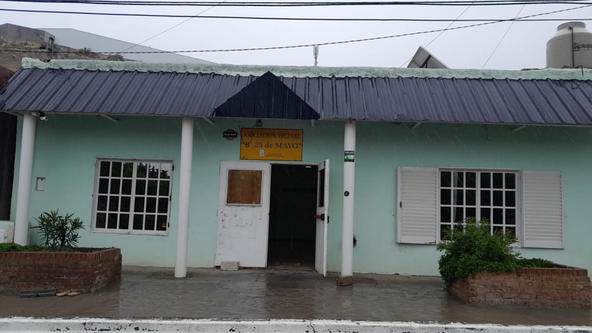 Vecinos de Km 4 se unen contra la inseguridad: Cámaras de seguridad vigilarán el barrio