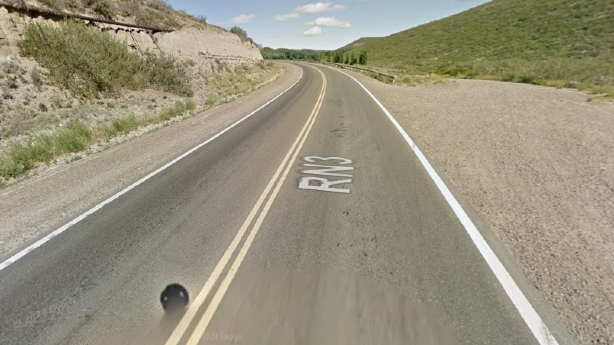 Vialidad Nacional habilita la Ruta 3 tras el vuelco de un camión con bebidas