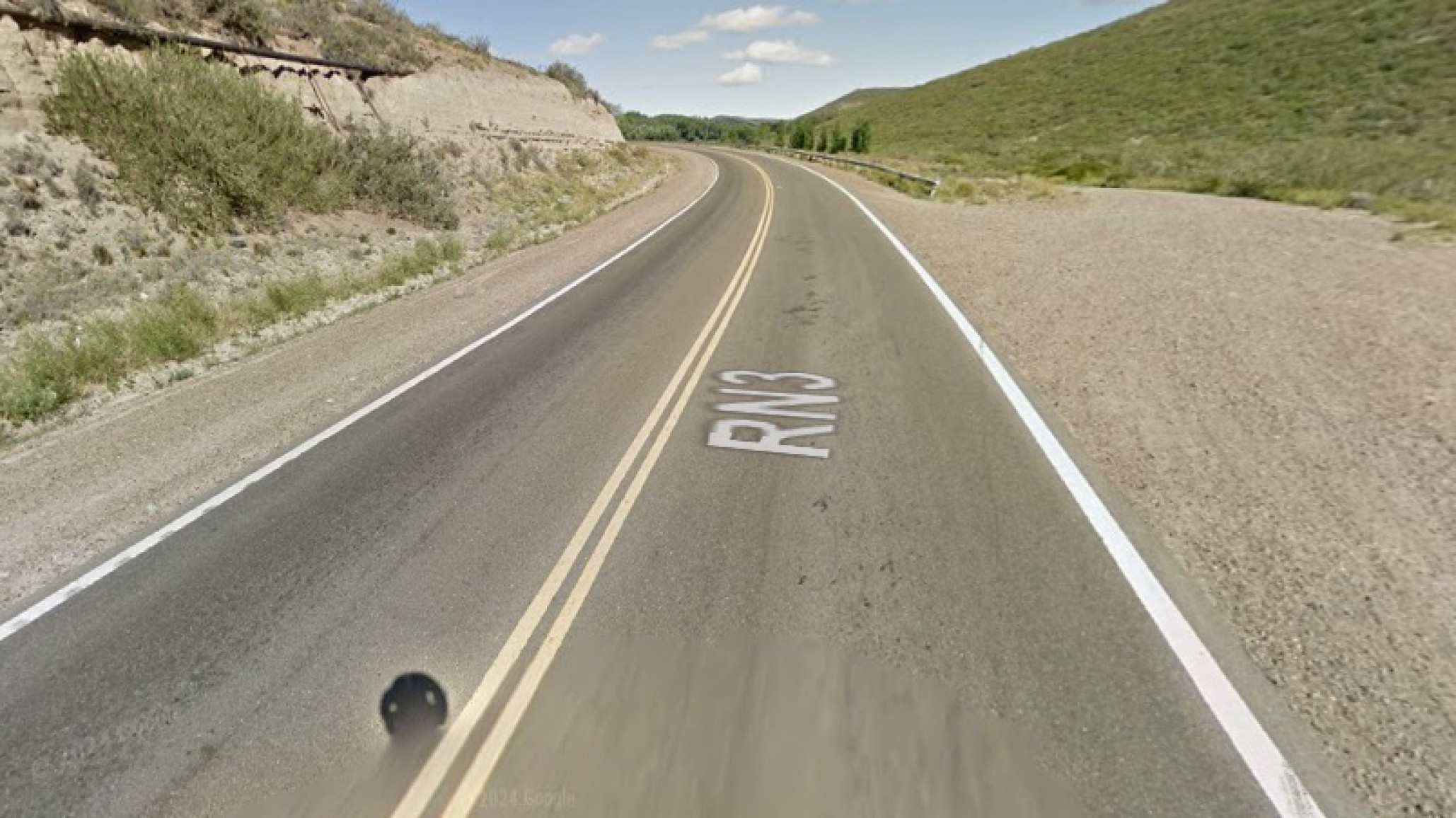 Vialidad Nacional habilita la Ruta 3 tras el vuelco de un camión con bebidas