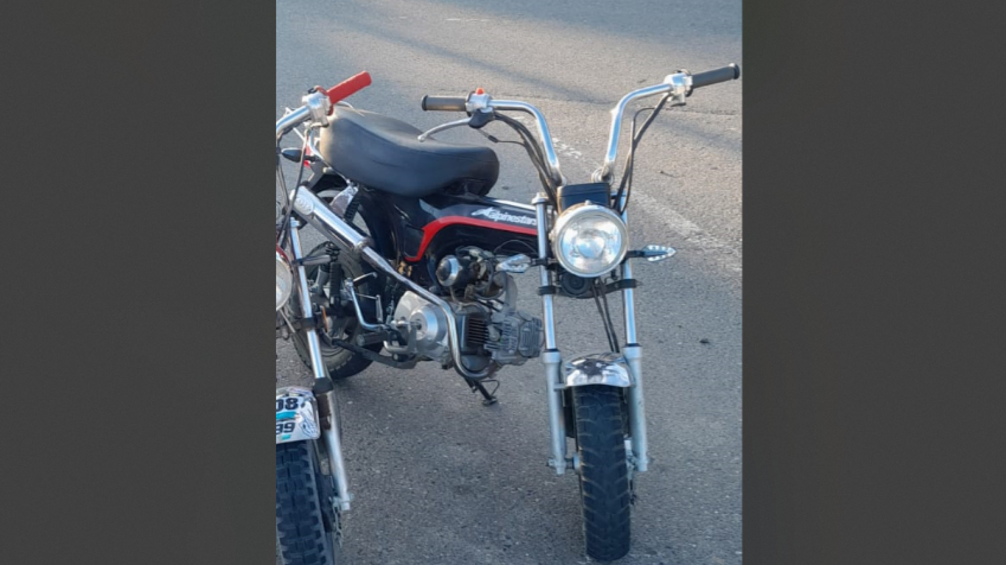 Otro robo en Rada Tilly: se llevaron una moto de la puerta de una casa