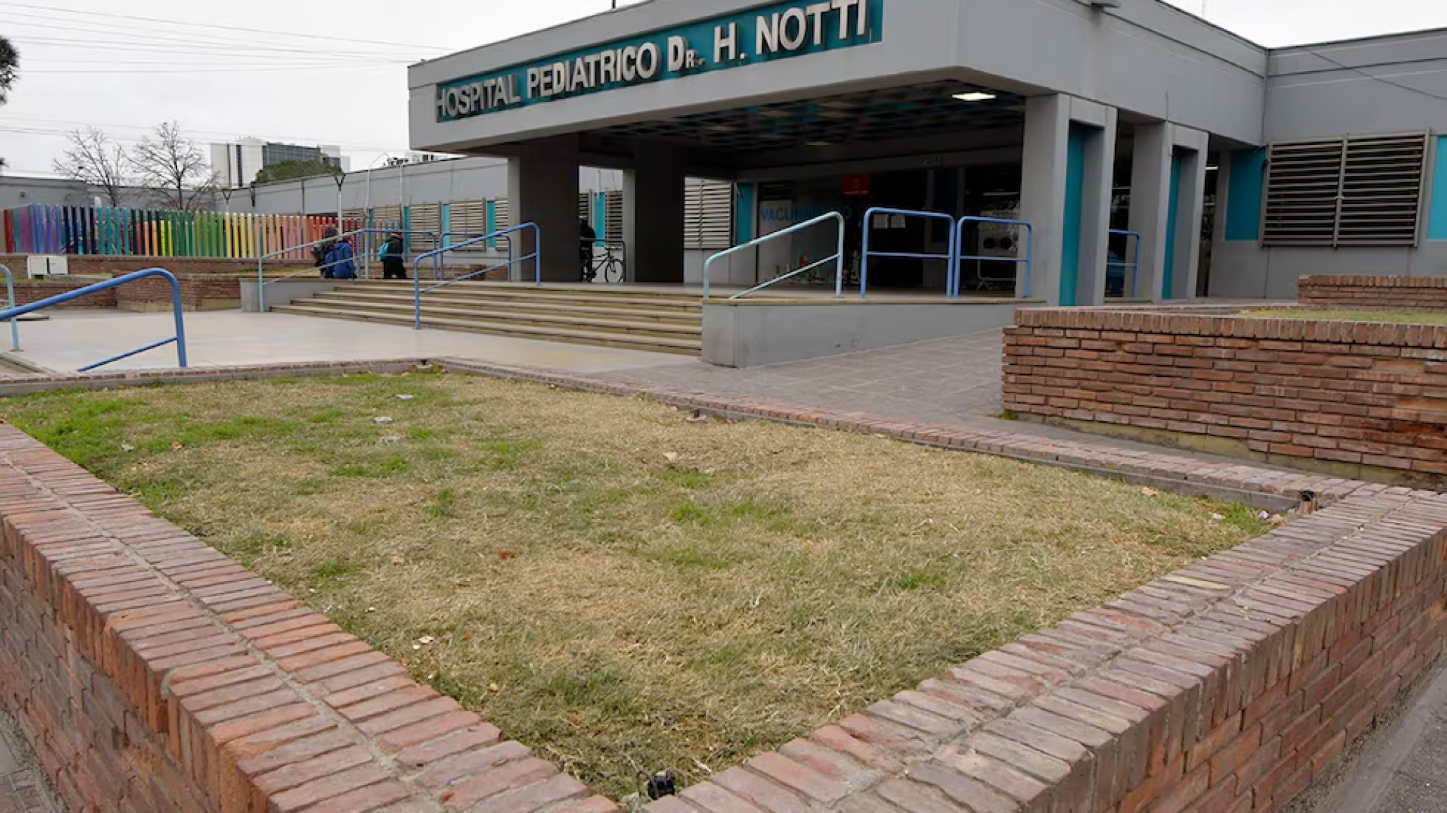 Una bebé de un año perdió el brazo en un accidente con un secarropas