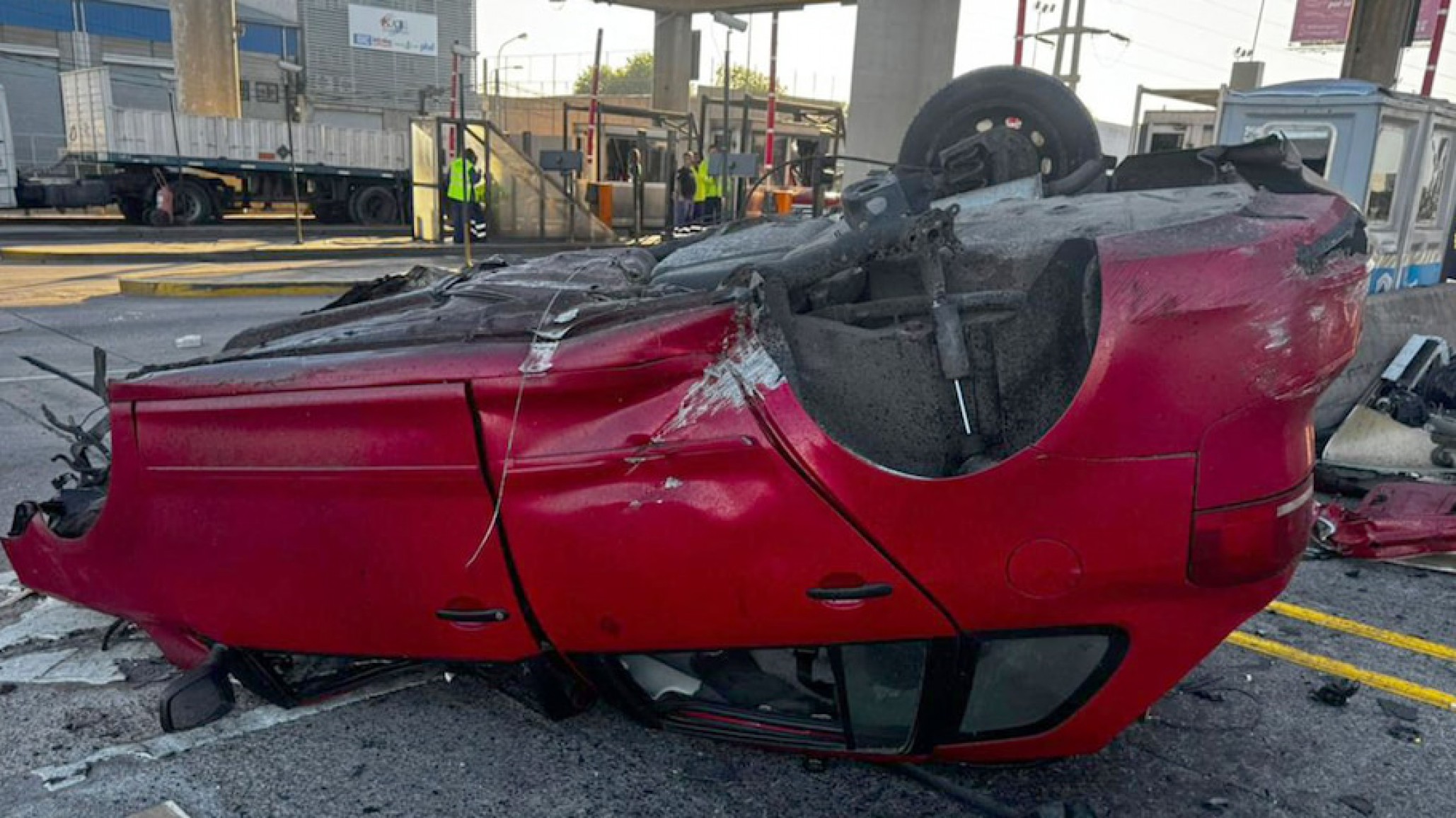 Tragedia en la Panamericana: un automovilista murió tras chocar contra una cabina de peaje