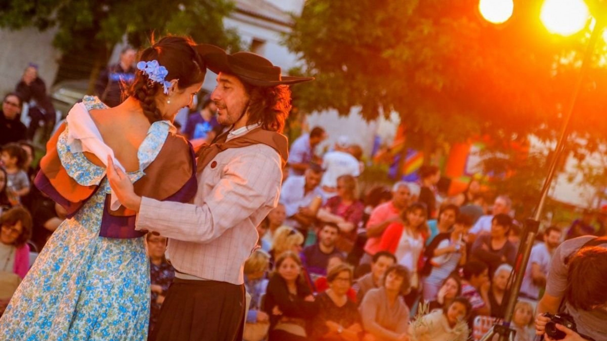 "Por una vida libre de violencias": Peña solidaria en el Centro Cultural