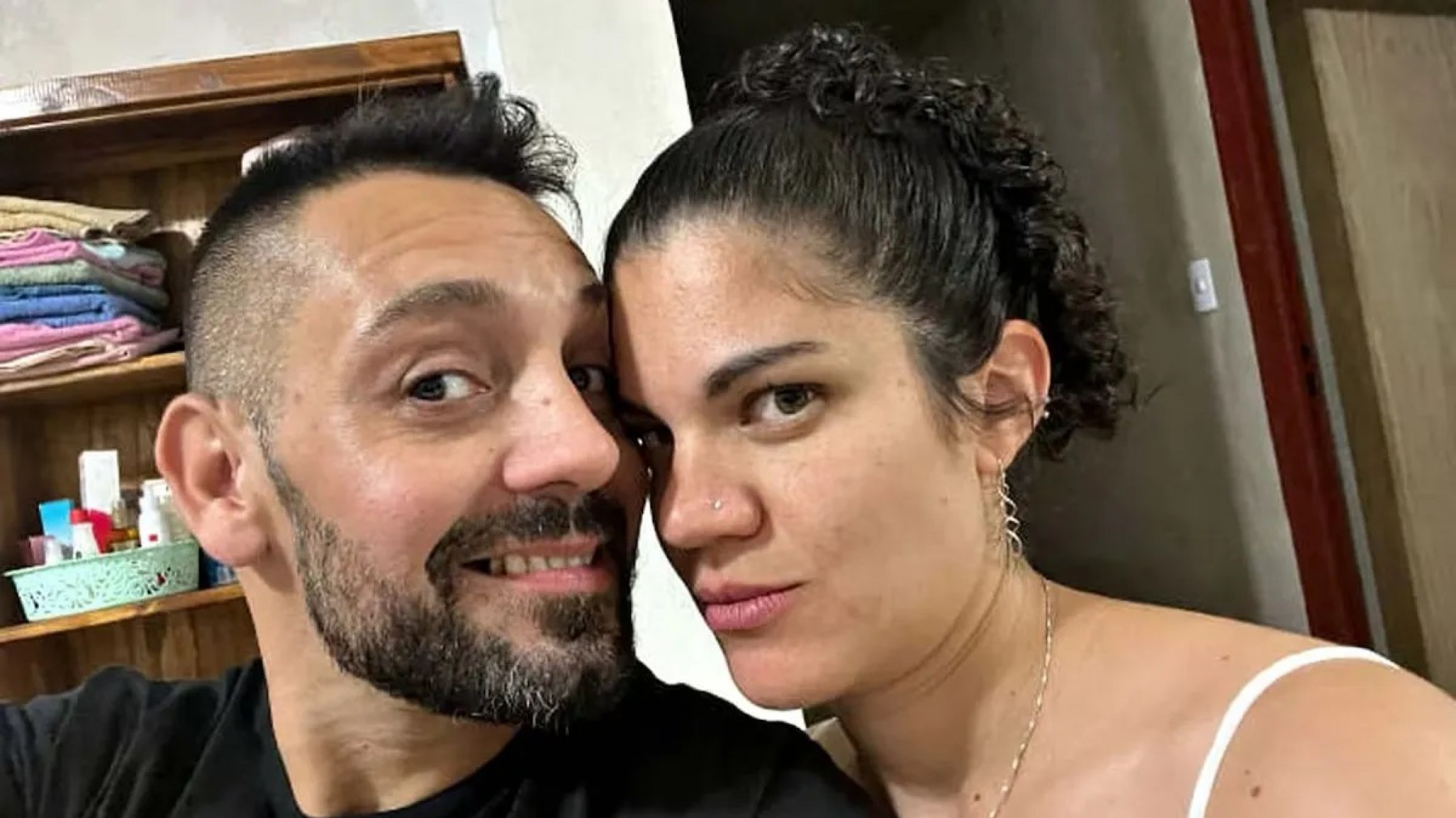 Torturó y violó a su pareja un mes antes de la boda: las hijas encontraron el cuerpo