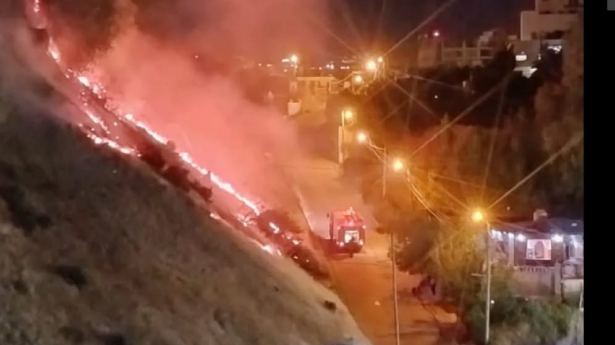 Bomberos controlaron un incendio de pastizales en tiempo récord