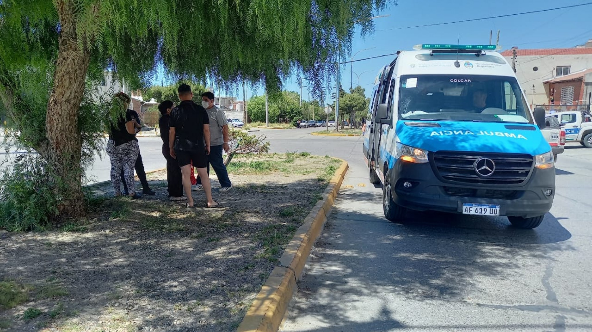 Chocó un auto con un bebé a bordo y se dio a la fuga