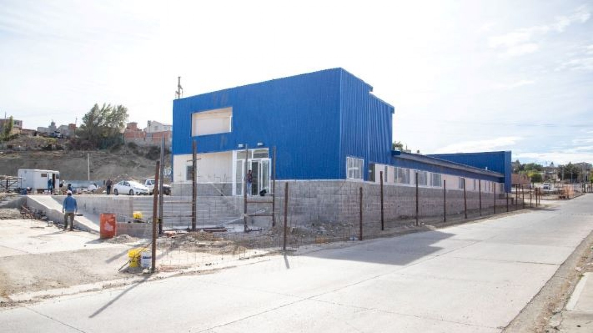 Madres de la Escuela Municipal mostraron en la audiencia su preocupación por la no finalización de la obra
