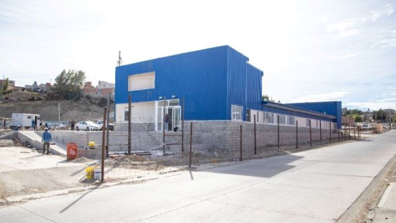 Madres de la Escuela Municipal mostraron en la audiencia su preocupación por la no finalización de la obra