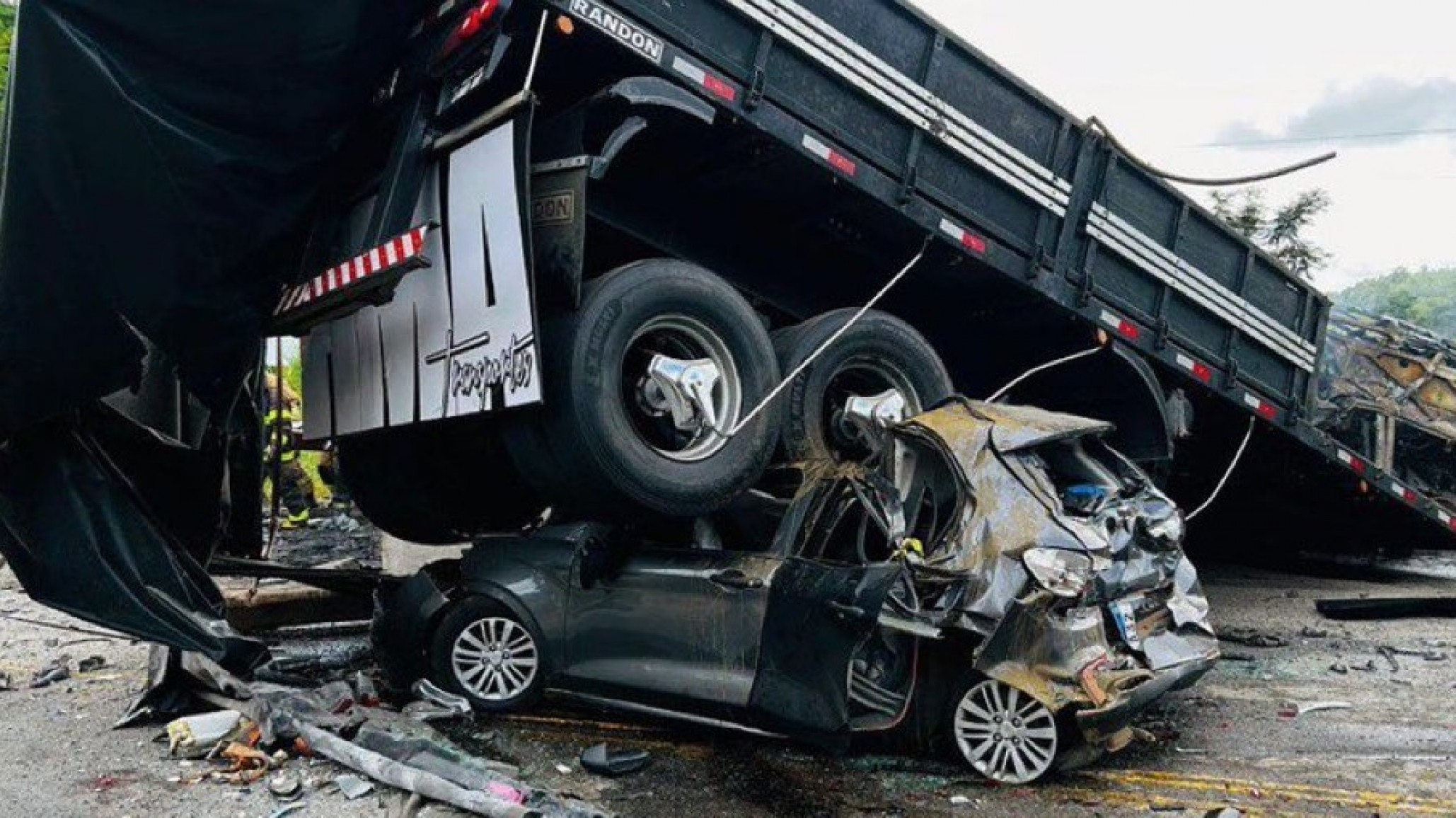 Brutal accidente en Brasil: 38 muertos y varios heridos en un choque múltiple