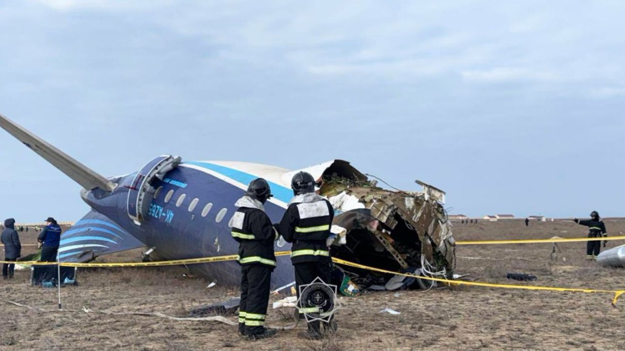 Ucrania acusa a Rusia de derribar avión de Kazakhstan Airlines