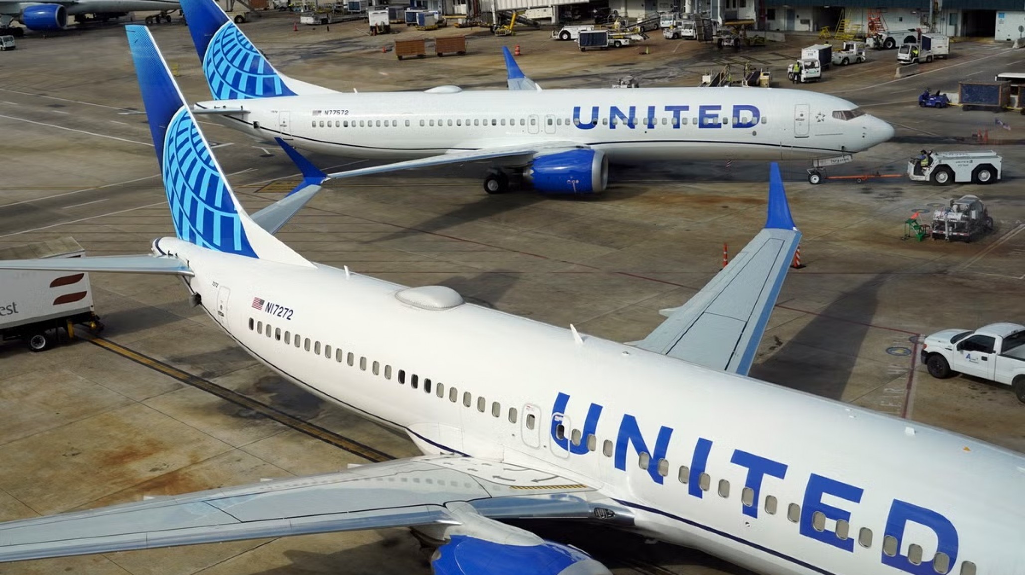 Escalofriante: Hallaron un cadáver en el tren de aterrizaje de un avión