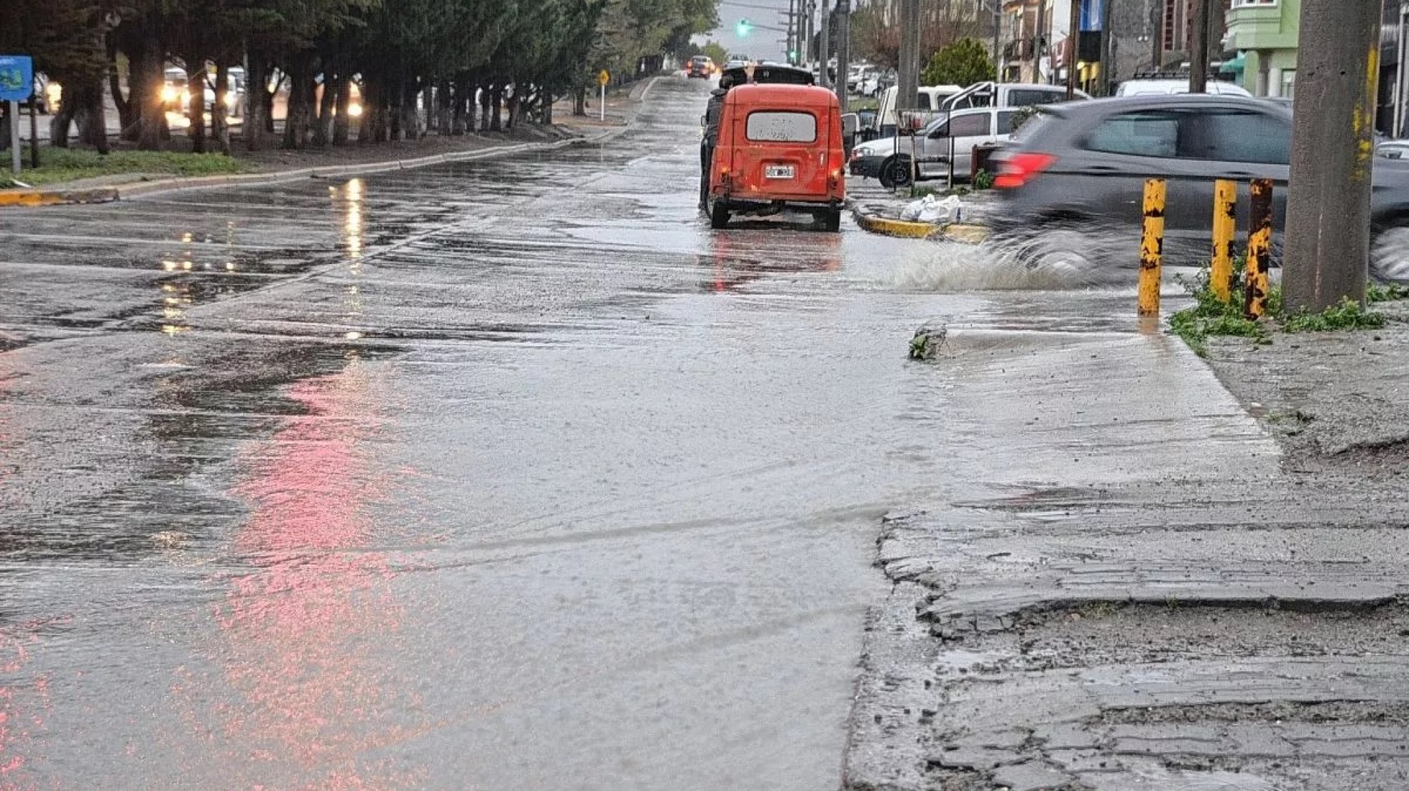 Sábado nublado y con lluvias en Comodoro