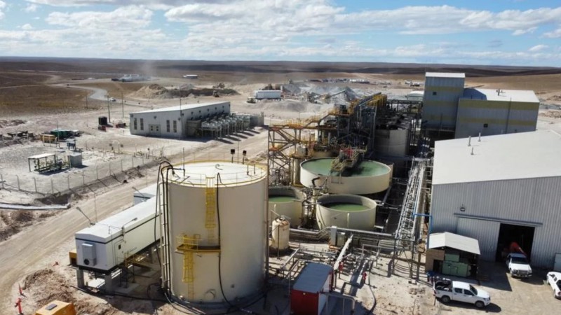 Robaron una mina de oro en Santa Cruz: todavía no se pudo determinar cuántas onzas se llevaron