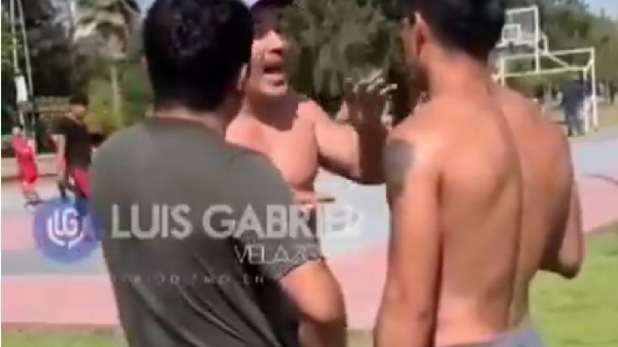 Polémica en México: Un argentino atacó verbalmente a un grupo de jóvenes