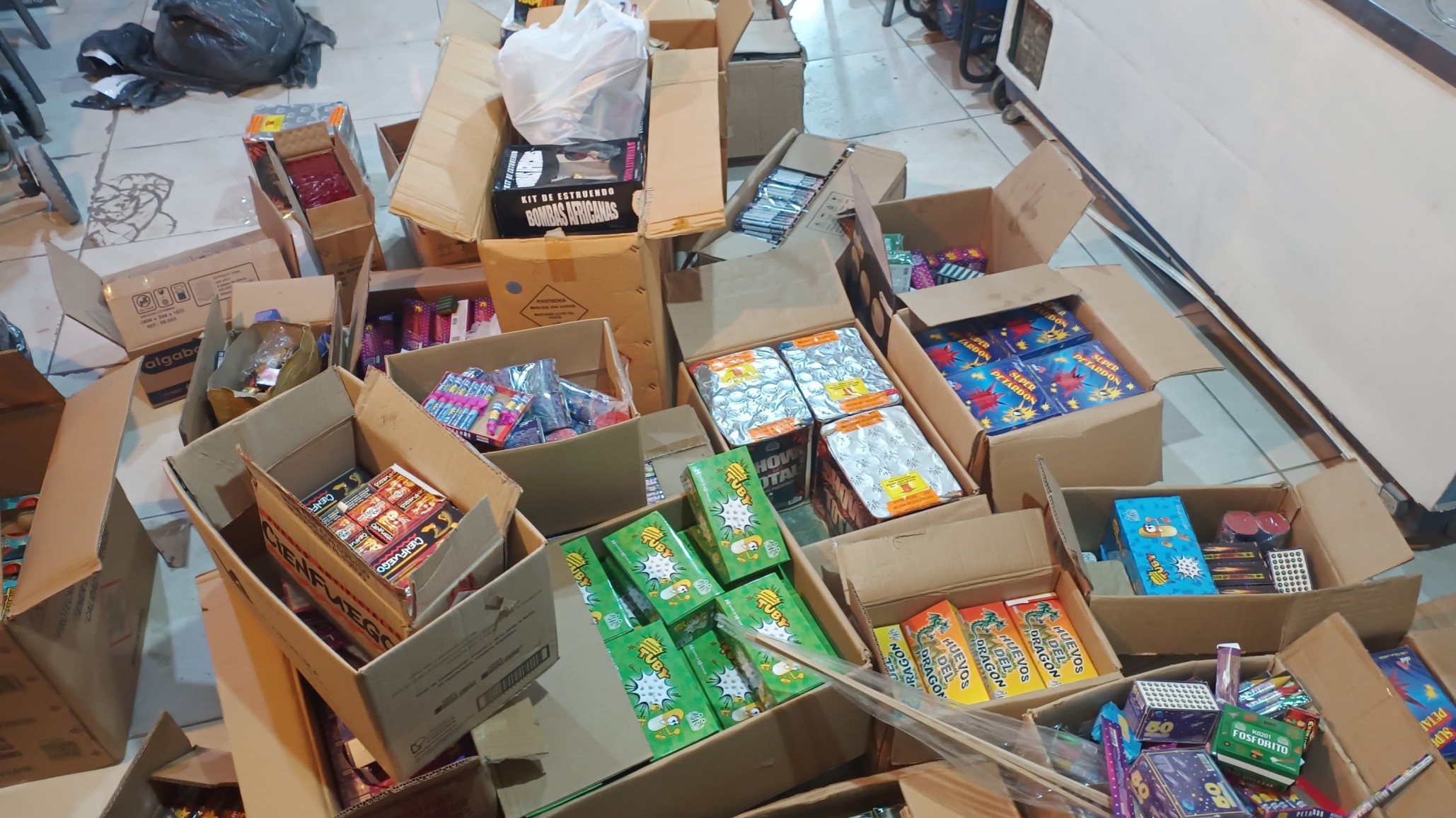 Operativo: Secuestraron gran cantidad de pirotecnia prohibida en cinco domicilios