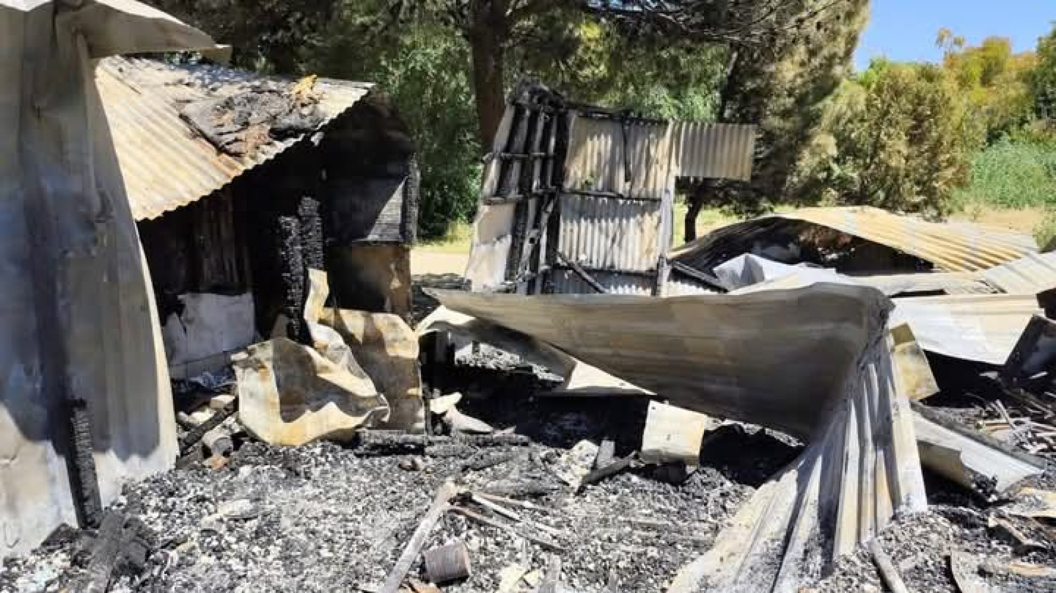"Se quedaron con lo puesto": Colecta solidaria tras el trágico incendio en el Cordón Forestal