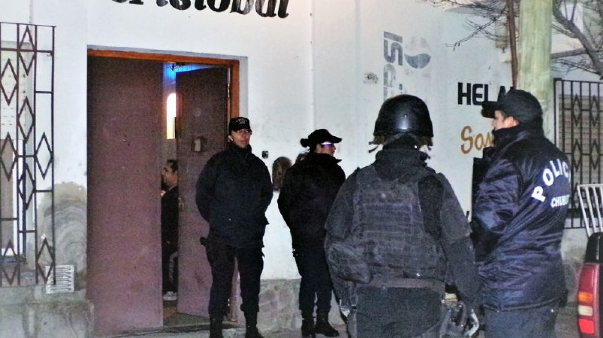 Dos allanamientos en busca de una mujer secuestrada