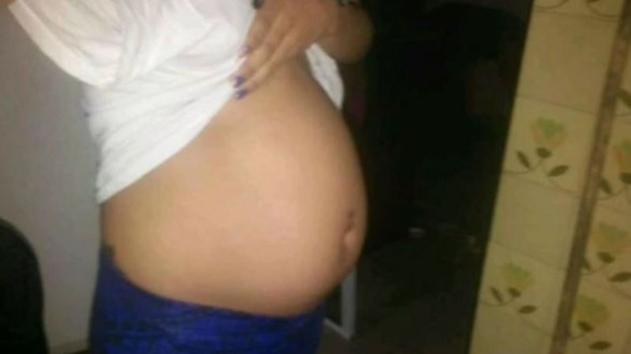 Una joven embarazada reveló que se prostituye para comprarle cosas a su bebé