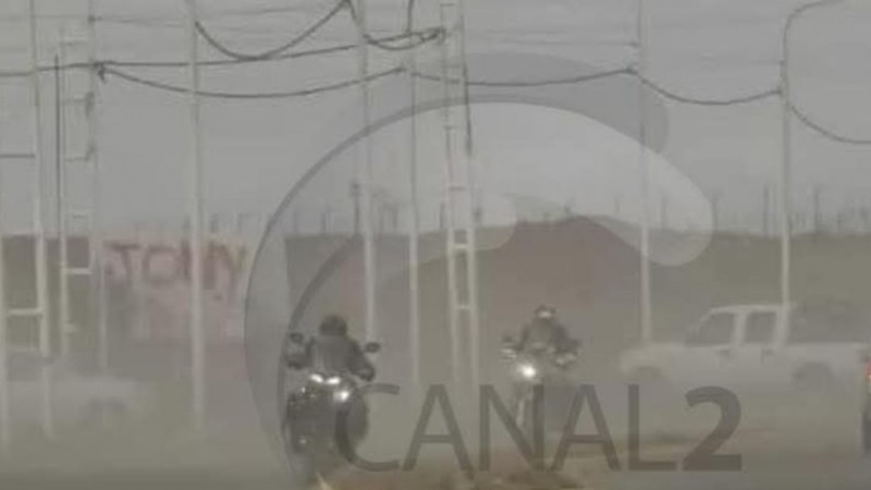 Temporal arrasador en Santa Cruz: ráfagas de hasta 150 km/h afectan a varias localidades