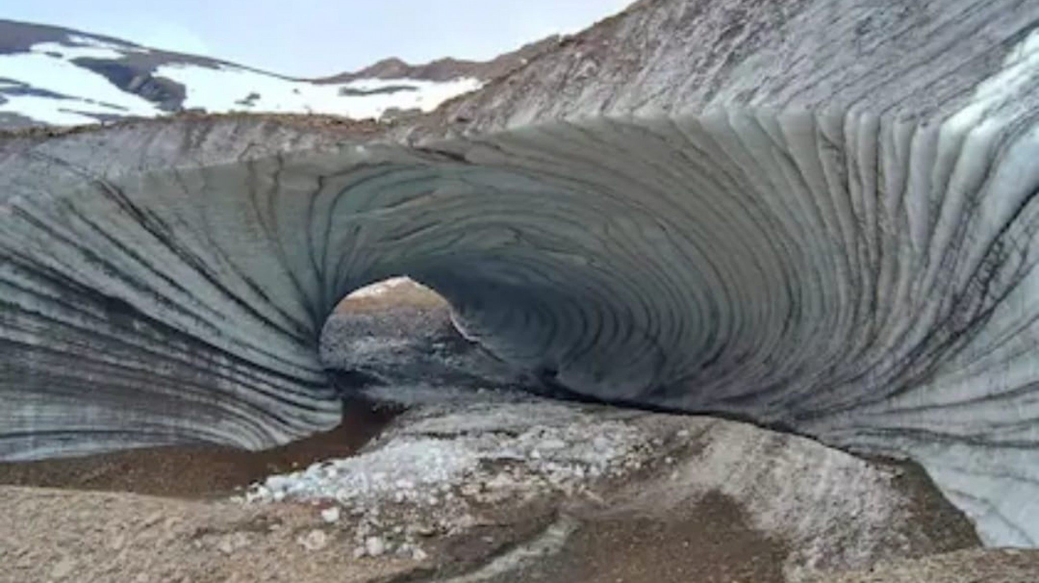 Se derrumbó la Cueva de Jimbo en el Parque Nacional Tierra del Fuego: un atractivo turístico histórico