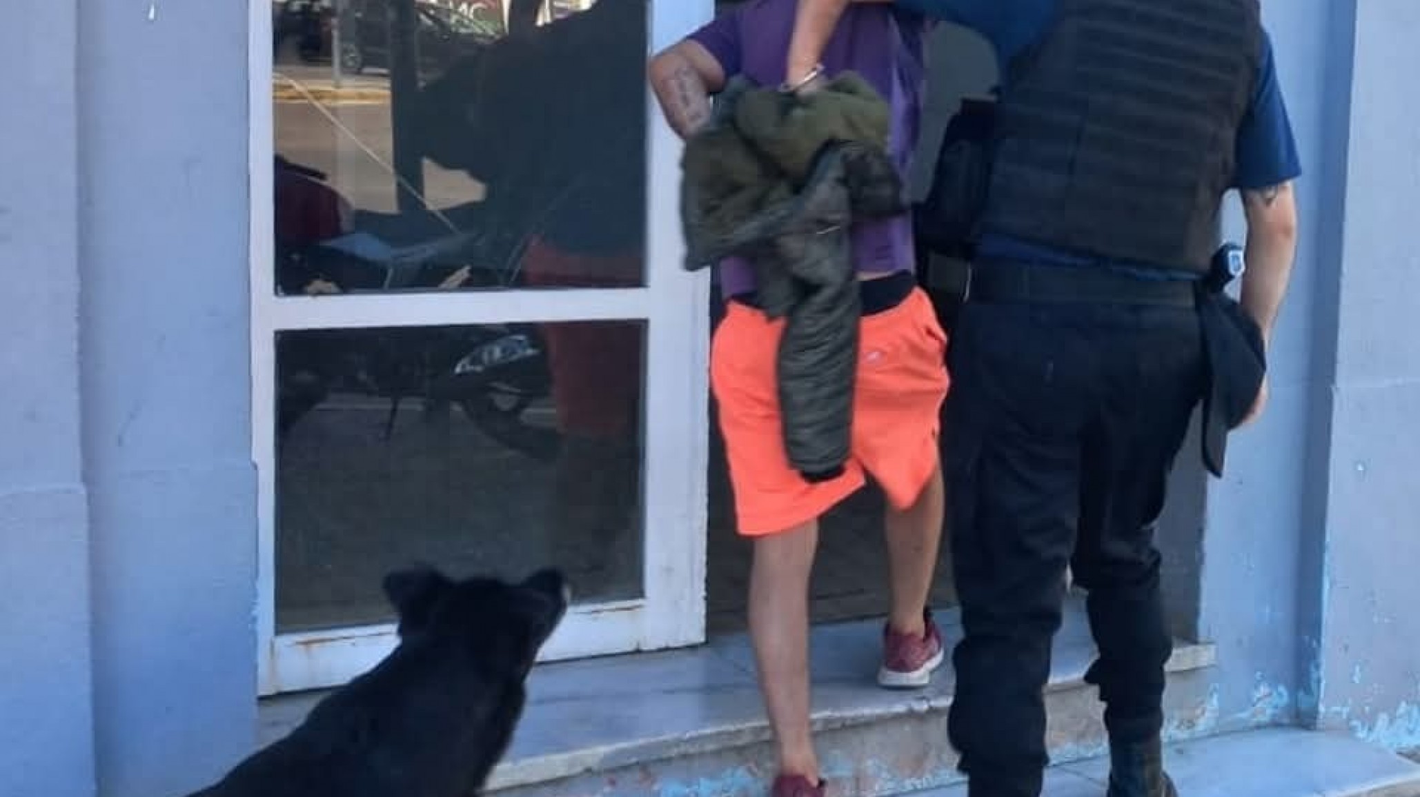 Un hombre no cumplió una orden de restricción y fue detenido en la Plaza Soberanía