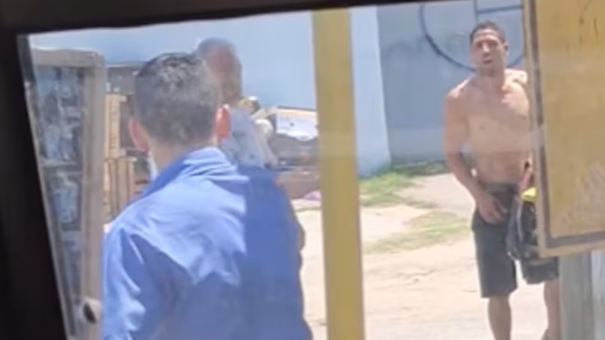 Un colectivero terminó apuñalado tras una discutir con un hombre por no tener SUBE