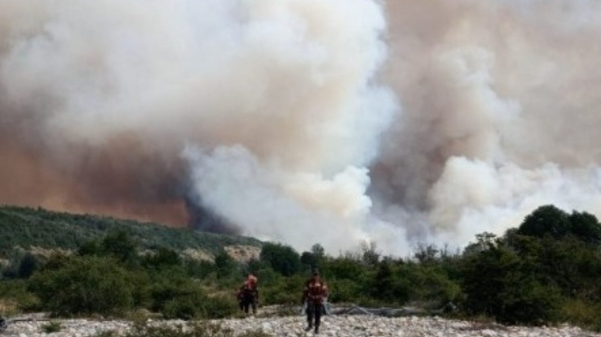 Incendio activo en Comuna Atilio Viglione: más de 2000 hectáreas afectadas