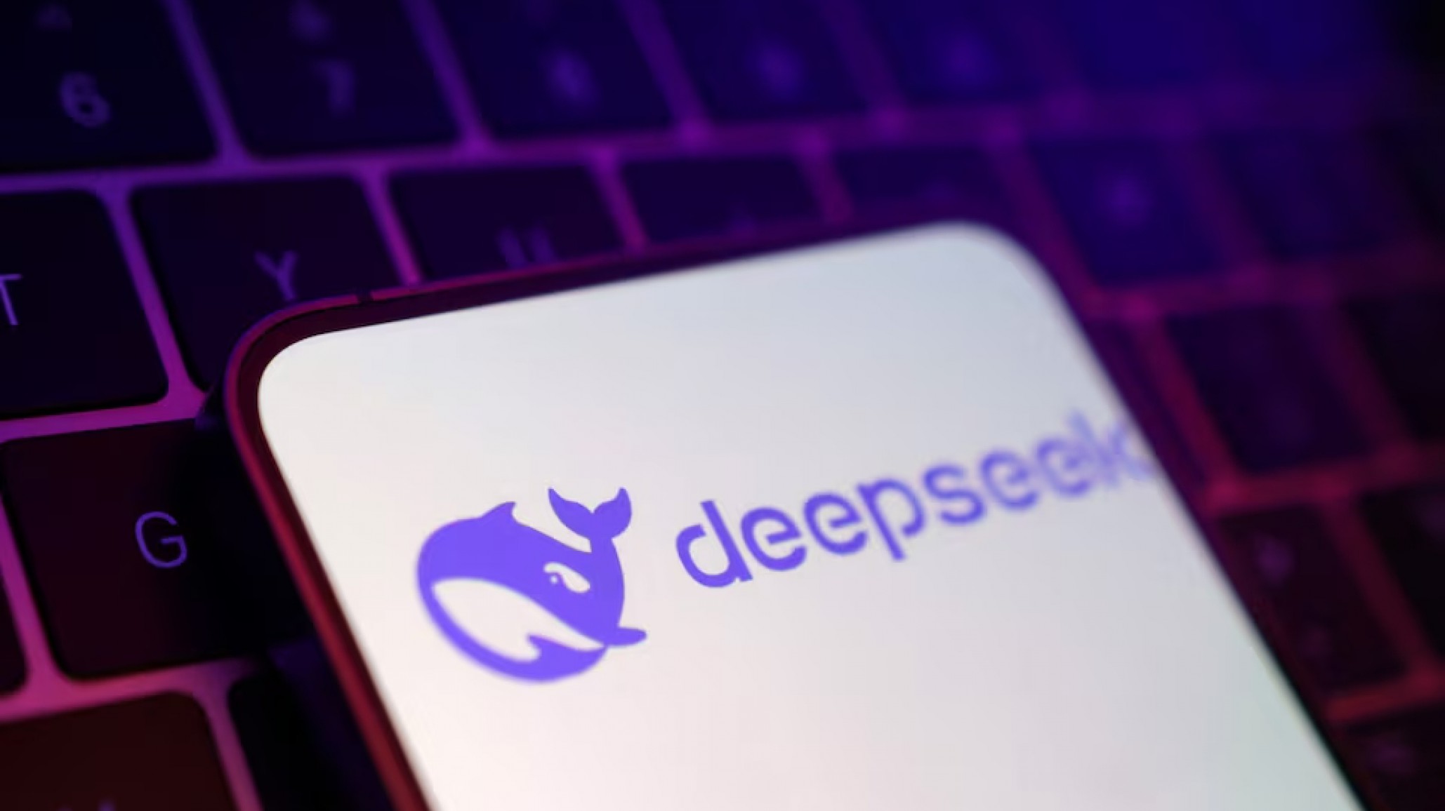 La irrupción de DeepSeek sacudió a Wall Street y generó una fuerte caída en las acciones tecnológicas