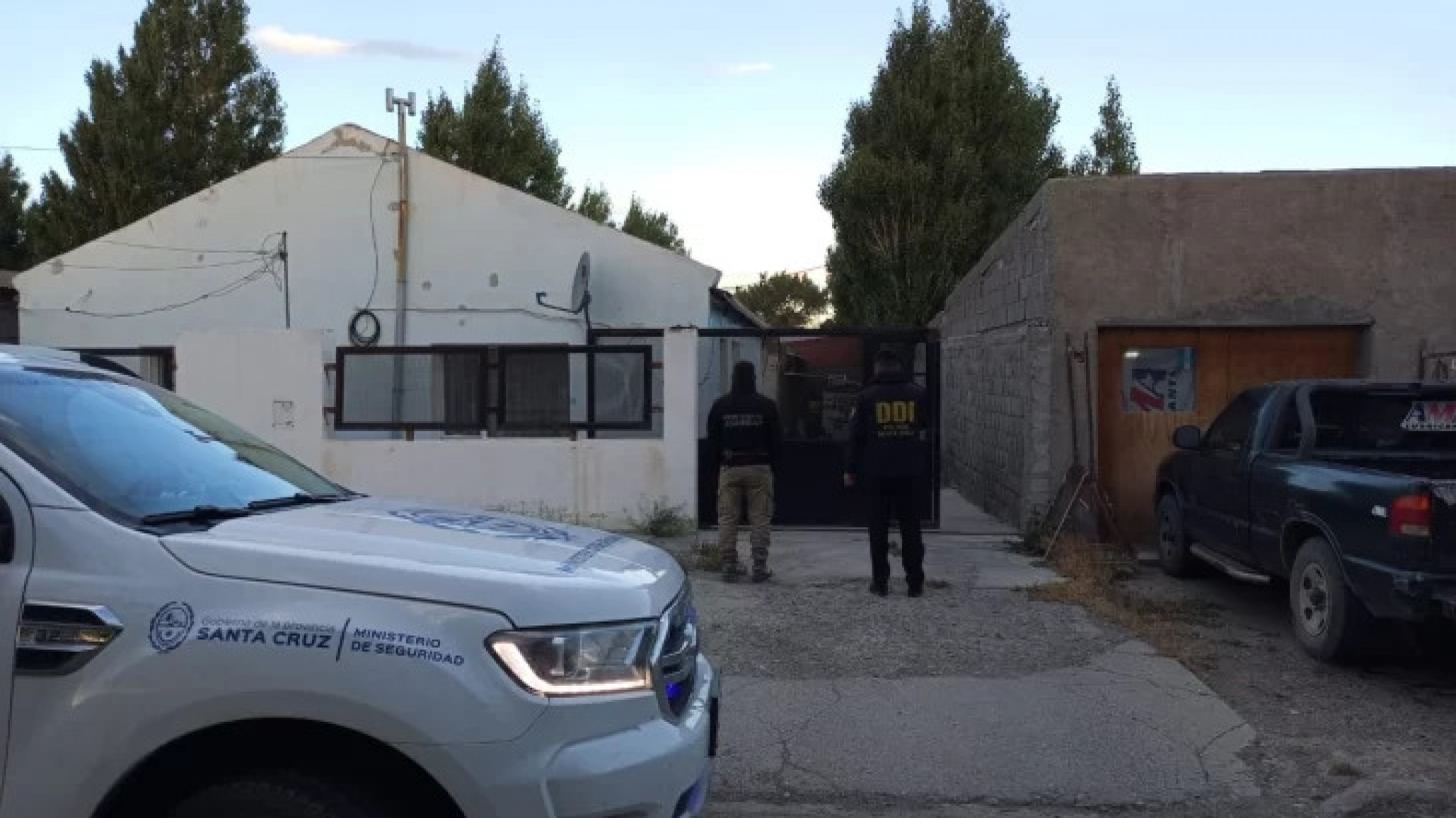 Hallazgo de un bebé en un basural de Santa Cruz: la pareja detenida quedó en libertad