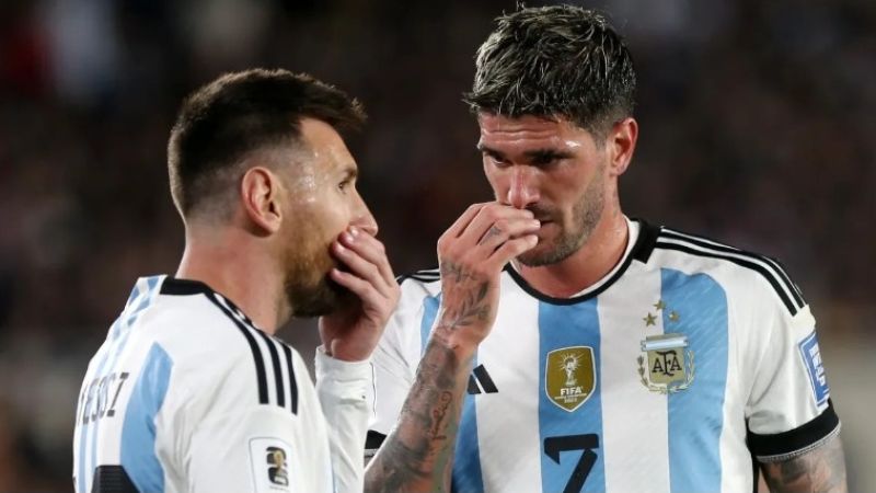 El look de De Paul que desató la risa de Messi y se volvió viral