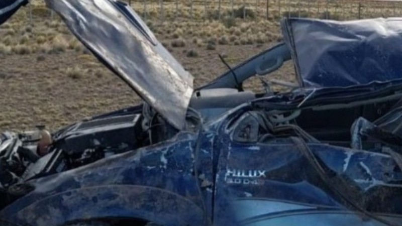 Murió una mujer y hay un hombre grave tras vuelco cerca de Pico Truncado