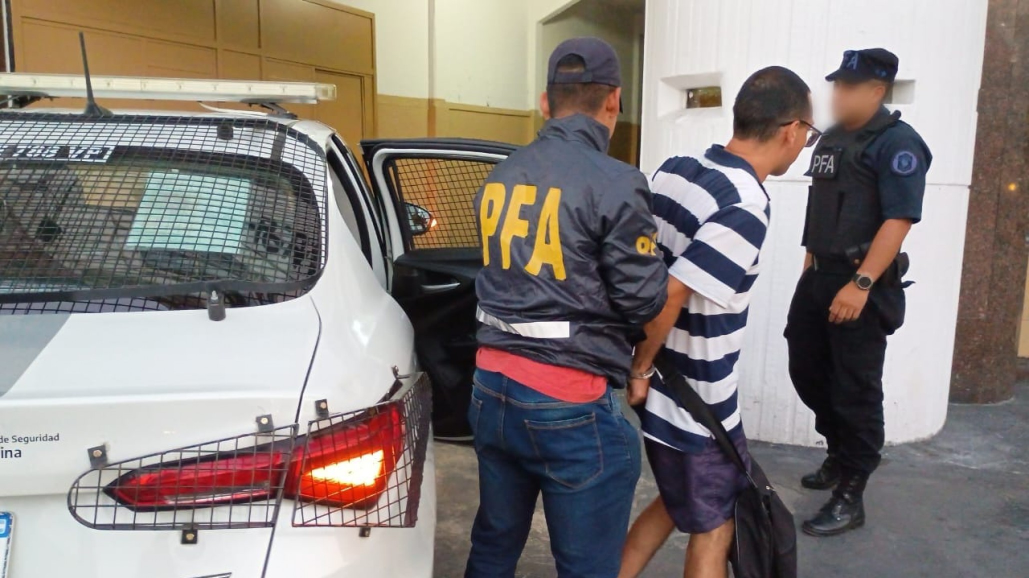 Capturaron a un hombre buscado desde 2022 por abusar de su hijastra