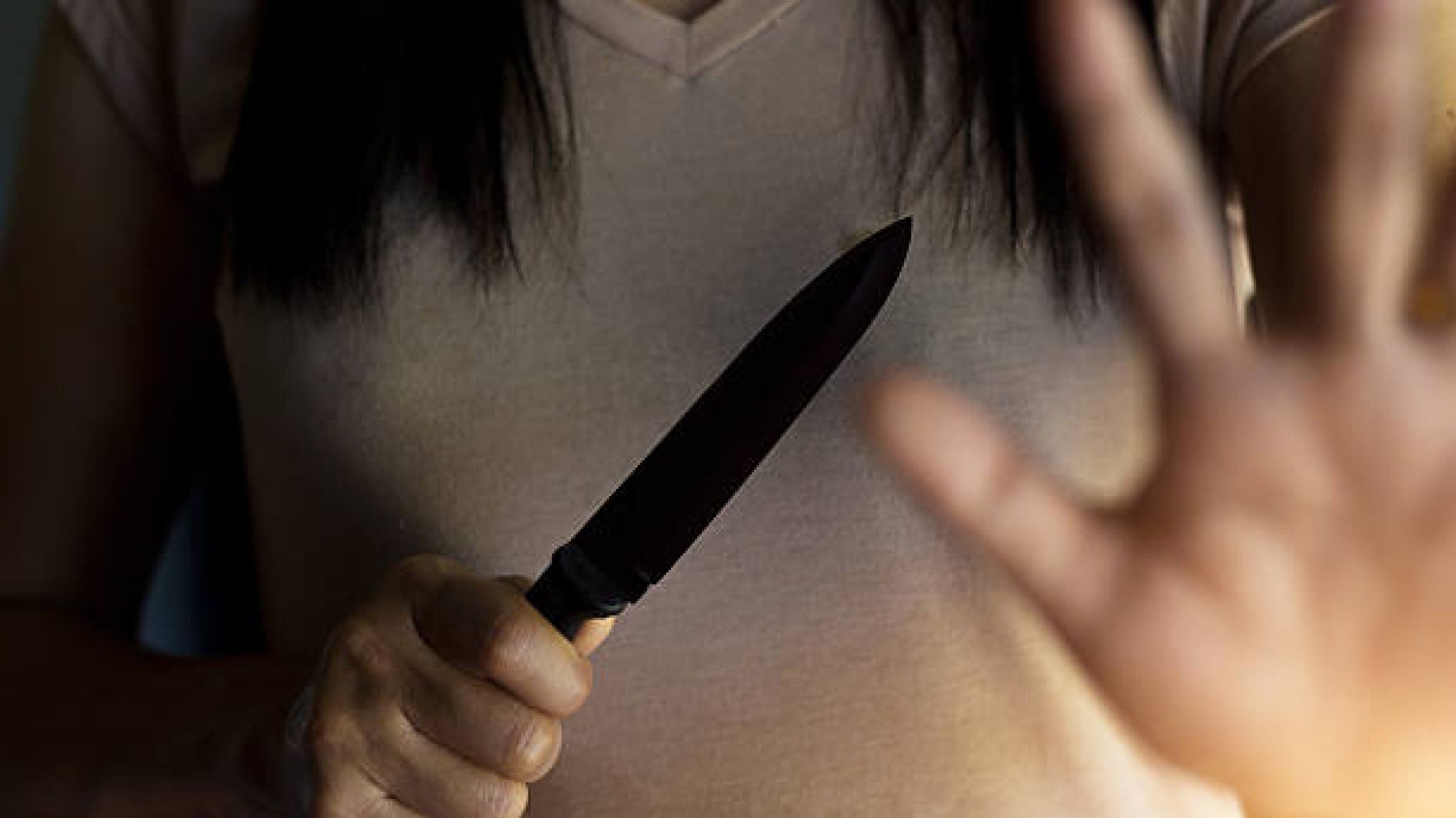 Intentaron robar un auto con un cuchillo y quedaron detenidas