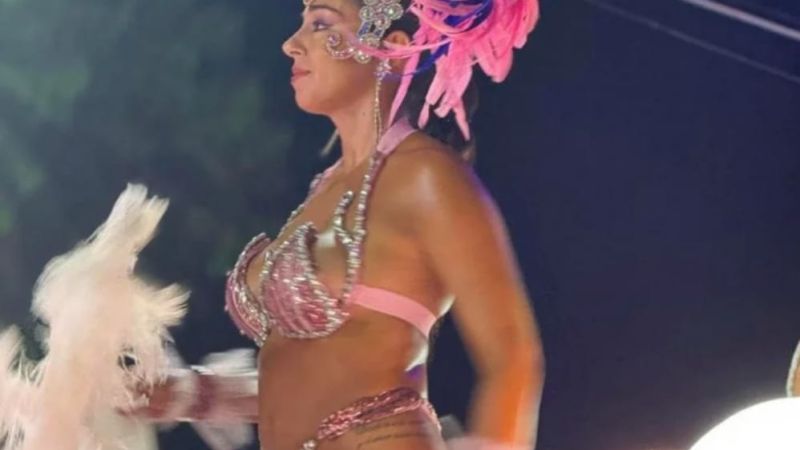 Una intendenta se calzó el bikini de carnaval y fue furor